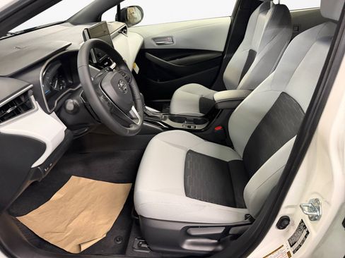 New 2026 Toyota Corolla SE image 9