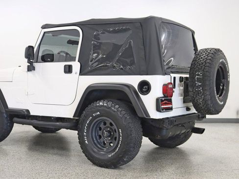 Used 2004 Jeep Wrangler 4WD w/ 30" Tire & Wheel Group image 11