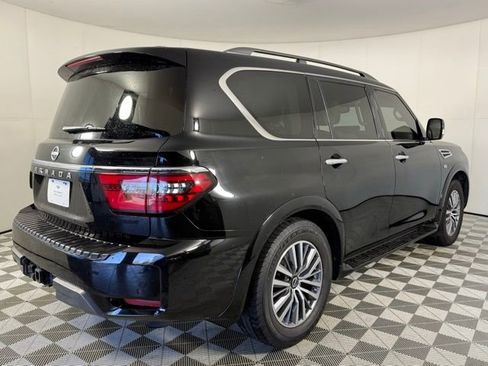 Used 2022 Nissan Armada SV w/ SV Appearance Package image 5