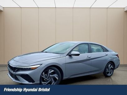 Used 2025 Hyundai Elantra Limited