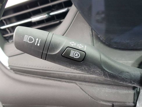 Certified 2024 Buick Encore GX Preferred FWD image 10