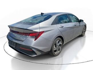 Used 2025 Hyundai Elantra Sport FWD video 2