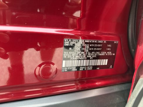 Certified 2023 Toyota RAV4 LE FWD image 32