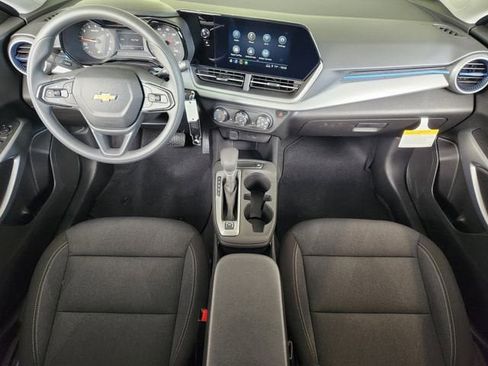 New 2026 Chevrolet Trax LS w/ LS Convenience Package image 20