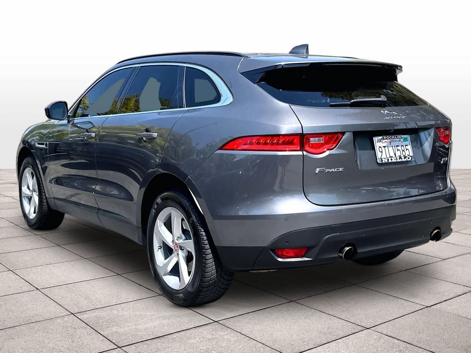Used 2019 Jaguar F-PACE Premium AWD/4WD image 15
