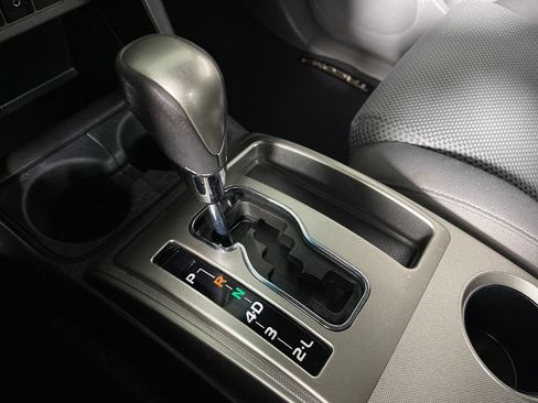 Used 2014 Toyota Tacoma 4x4 Double Cab w/ TRD Sport Package image 22