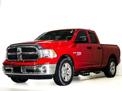Used 2019 RAM 1500 Tradesman w/ Tradesman SXT Package AWD/4WD image 3