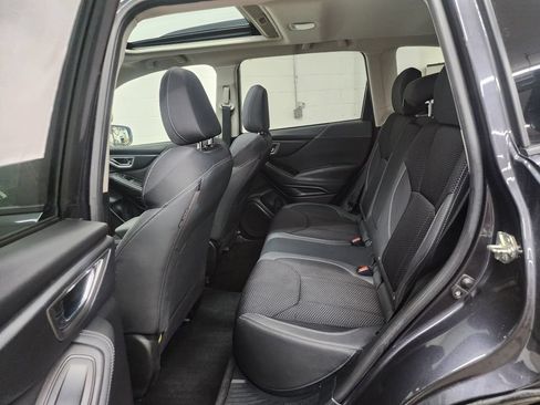 Used 2019 Subaru Forester Premium w/ Popular Package #1 AWD/4WD image 27
