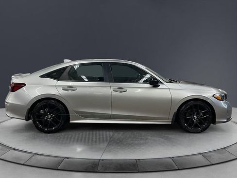 Certified 2025 Honda Civic Sport image 6