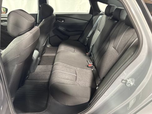 Used 2023 Honda Accord Sport image 5