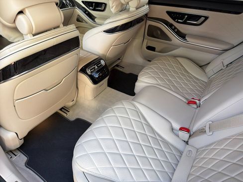 Used 2022 Mercedes-Benz S 580 4MATIC Sedan image 11