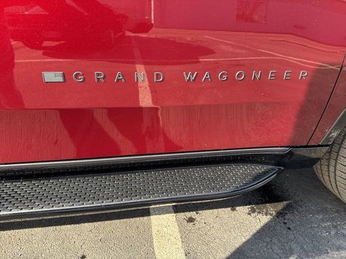 New 2026 Jeep Grand Wagoneer L 4WD w/ HD Trailer Tow Package image 12