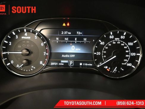 Used 2024 INFINITI QX80 Sensory AWD/4WD image 12