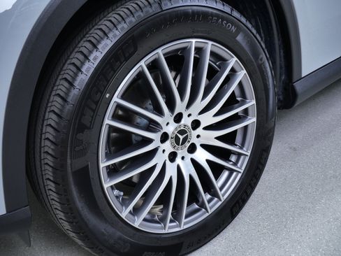 Certified 2026 Mercedes-Benz GLC 300 4MATIC image 13