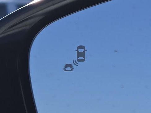 Used 2025 Honda Civic Sport image 9