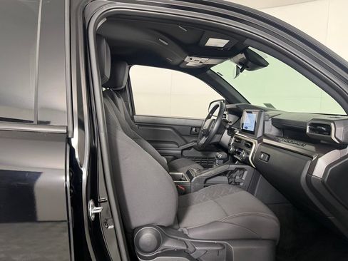 Used 2025 Toyota Tacoma SR5 RWD image 30