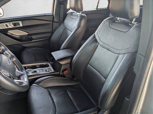Used 2023 Ford Explorer ST w/ Equipment Group 401A AWD/4WD image 17