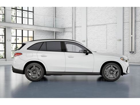 Used 2026 Mercedes-Benz GLC 300 image 15