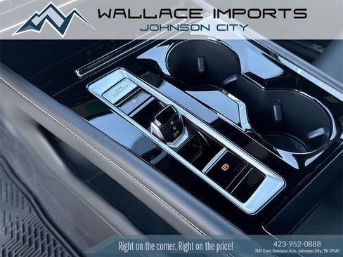 Used 2024 Volkswagen Atlas Cross Sport SEL Premium R-Line image 10