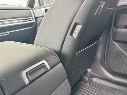 Used 2026 Hyundai Santa Fe SEL FWD image 24