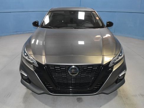 Certified 2022 Nissan Altima 2.5 SR w/ Midnight Edition Package image 20