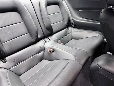 Used 2019 Ford Mustang GT Premium RWD image 14
