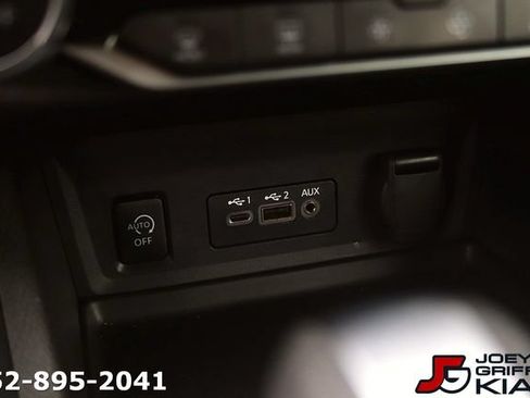 Used 2024 Nissan Sentra SV w/ All-Weather Package FWD image 22