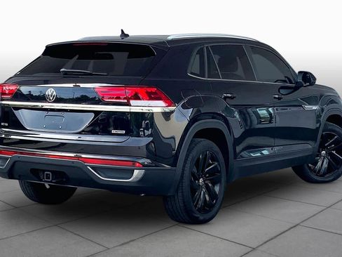 Used 2022 Volkswagen Atlas Cross Sport SE AWD/4WD image 13