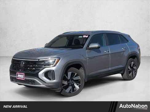 Used 2024 Volkswagen Atlas Cross Sport SE image 1
