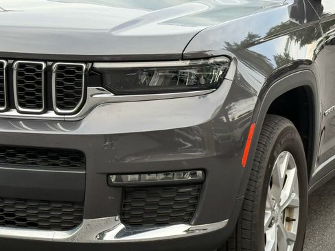 Used 2023 Jeep Grand Cherokee L Limited AWD/4WD image 10
