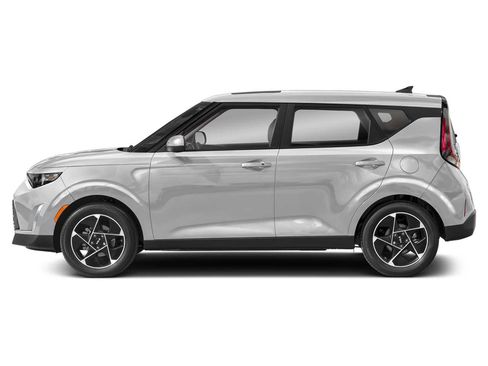 Used 2023 Kia Soul EX image 3