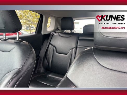 Used 2020 Jeep Compass Limited AWD/4WD image 17