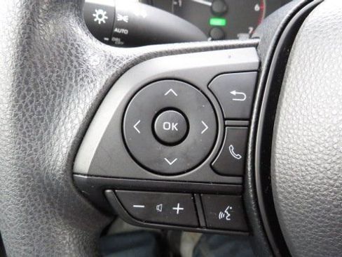 Used 2023 Toyota Corolla LE image 22