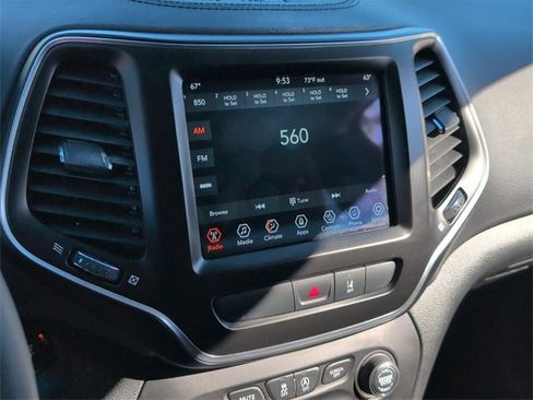 Used 2022 Jeep Cherokee Latitude Lux image 20