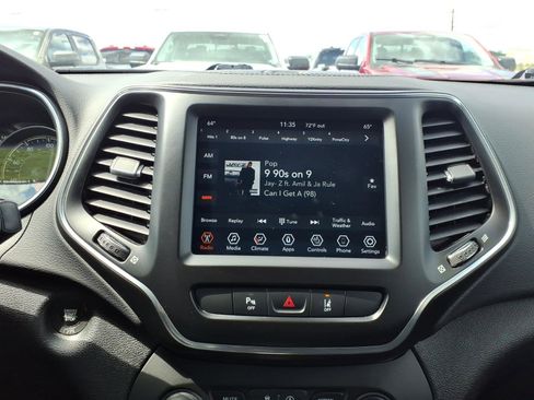 Used 2021 Jeep Cherokee Latitude Lux w/ Sun & Sound Group image 12