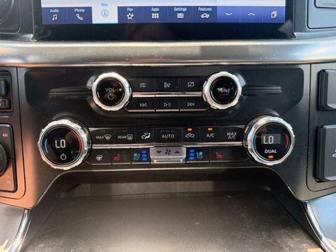 Used 2021 Ford F150 Lariat w/ Equipment Group 502A High AWD/4WD image 5