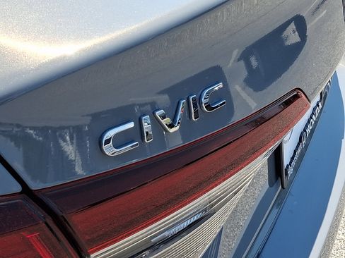 Certified 2025 Honda Civic Sport image 32