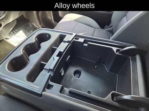 Used 2016 Chevrolet Silverado 2500 LT image 45