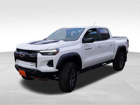 Certified 2025 Chevrolet Colorado ZR2 w/ Technology Package image 11