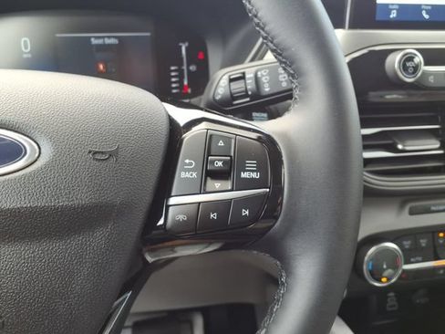 Certified 2024 Ford Escape Active AWD/4WD image 15