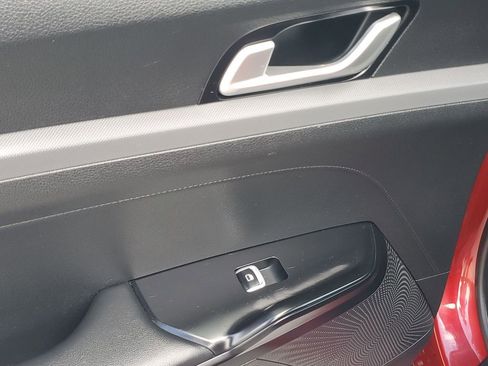 Used 2023 Kia K5 LXS image 44