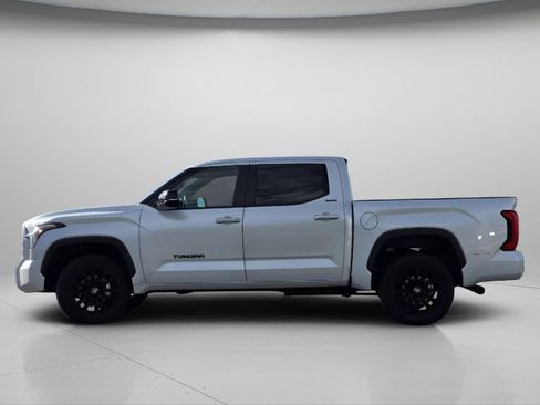 Used 2025 Toyota Tundra Limited w/ Nightshade Package AWD/4WD image 21