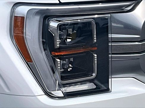 Used 2023 Ford F150 Limited image 29