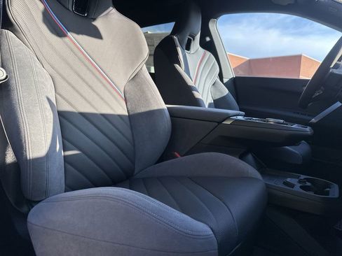 New 2026 BMW iX xDrive60 w/ M Sport Package image 24