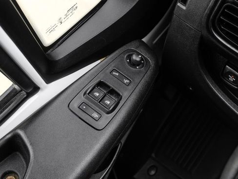 Used 2023 RAM ProMaster 3500 w/ Driver Convenience Group FWD image 38