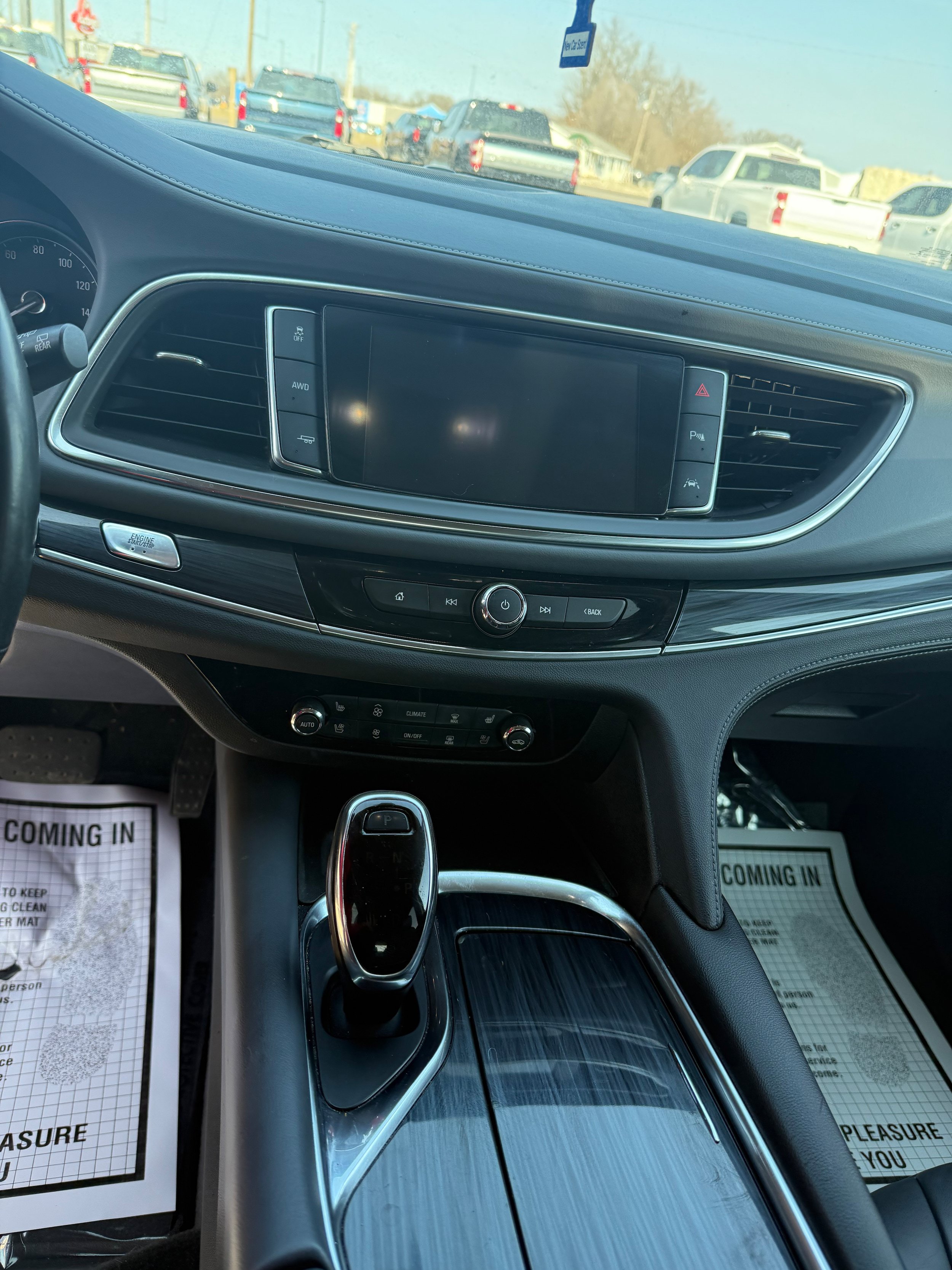 Used 2018 Buick Enclave Premium w/ Trailering Package AWD/4WD image 9