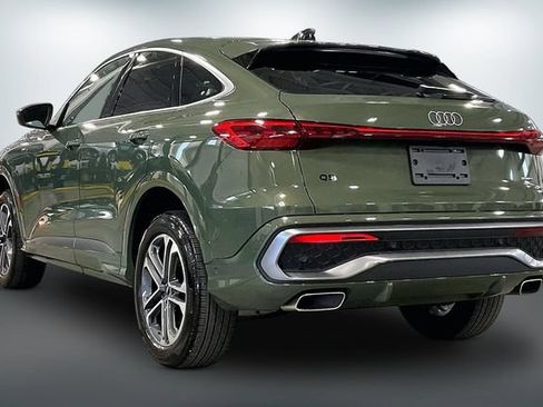 Certified 2025 Audi Q5 Premium Plus w/ Premium Plus AWD/4WD image 12
