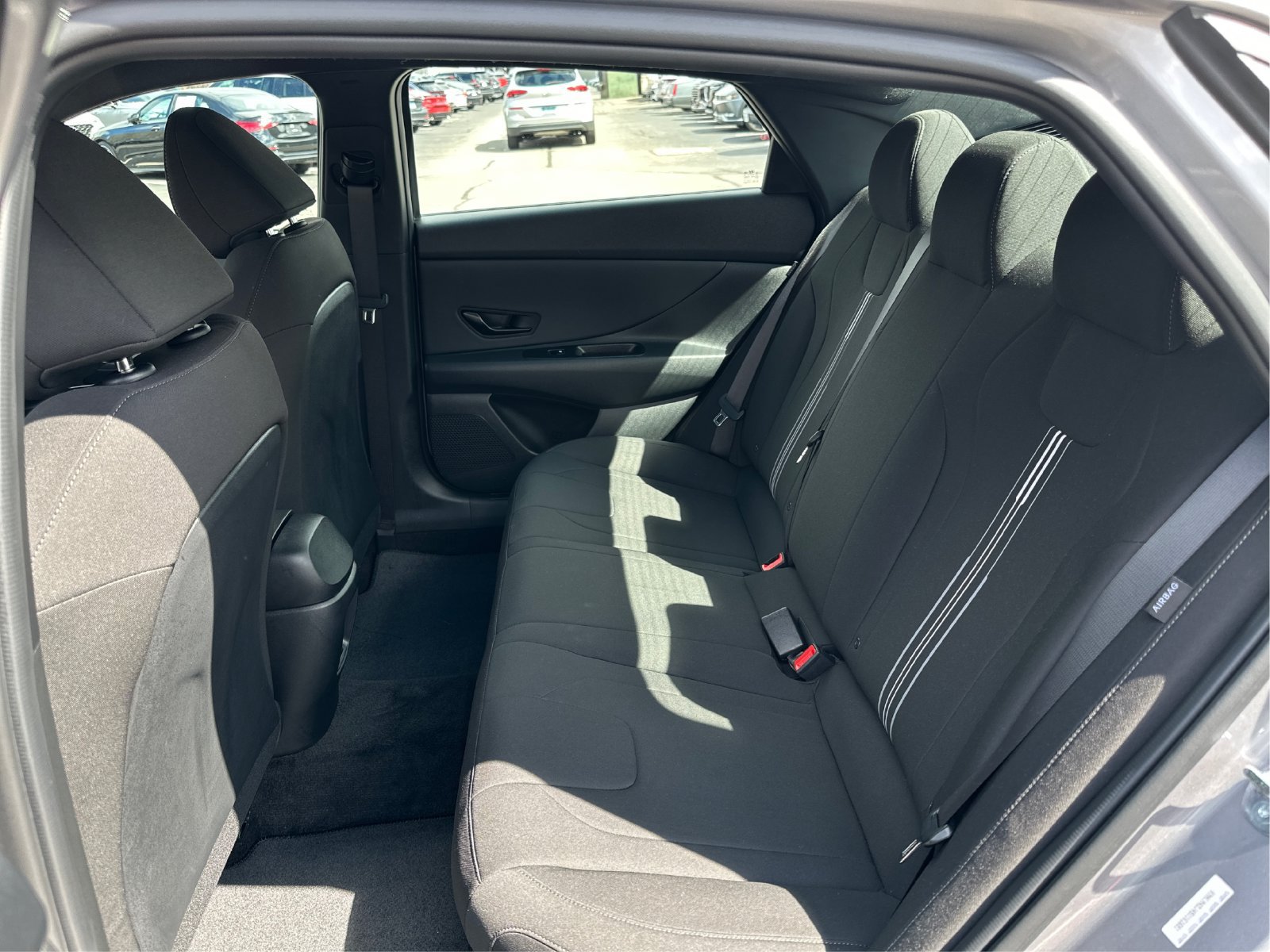 Certified 2025 Hyundai Elantra SEL FWD image 10