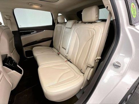 Used 2019 Lincoln Nautilus Reserve AWD/4WD image 20