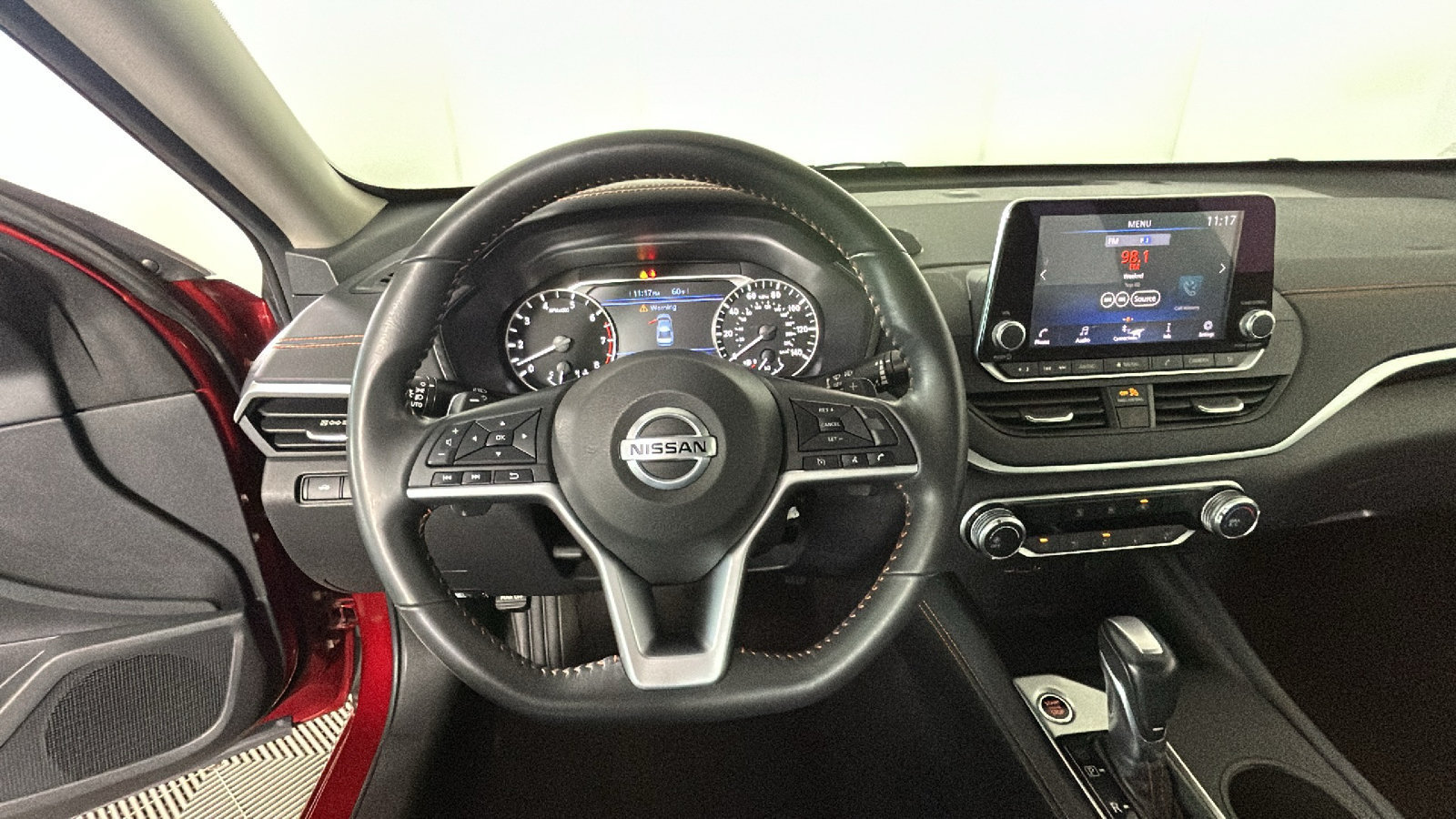 Used 2022 Nissan Altima 2.5 SR FWD image 17
